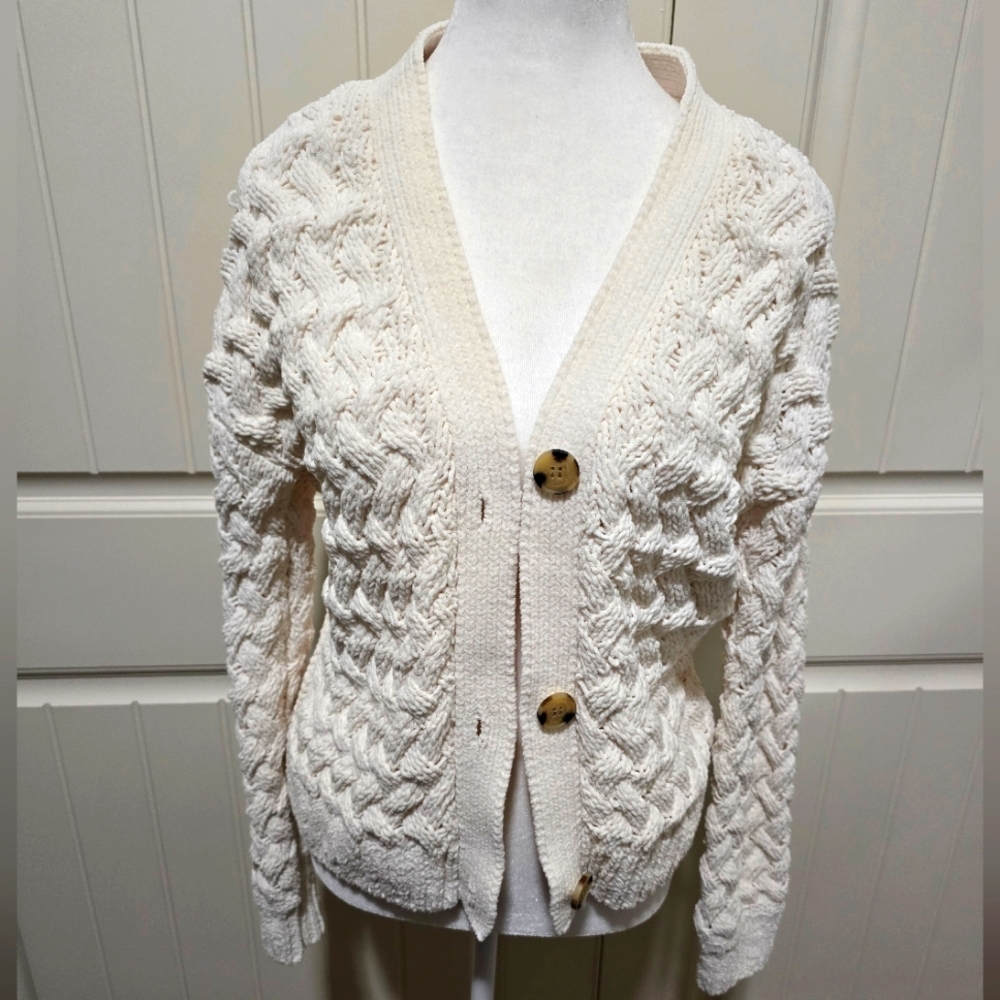 Kendall+kylie sweater
